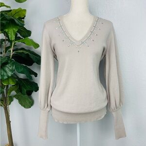 NEW Belinda Robertson Grey Cream Jeweled 100% Cashmere V Neck Sweater Blouse
